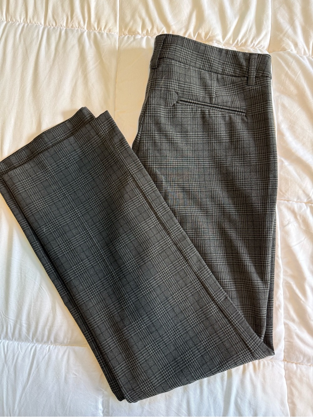 Ladies Gray Plaid Dress Pants size 10 polyester rayon spandex new without tags